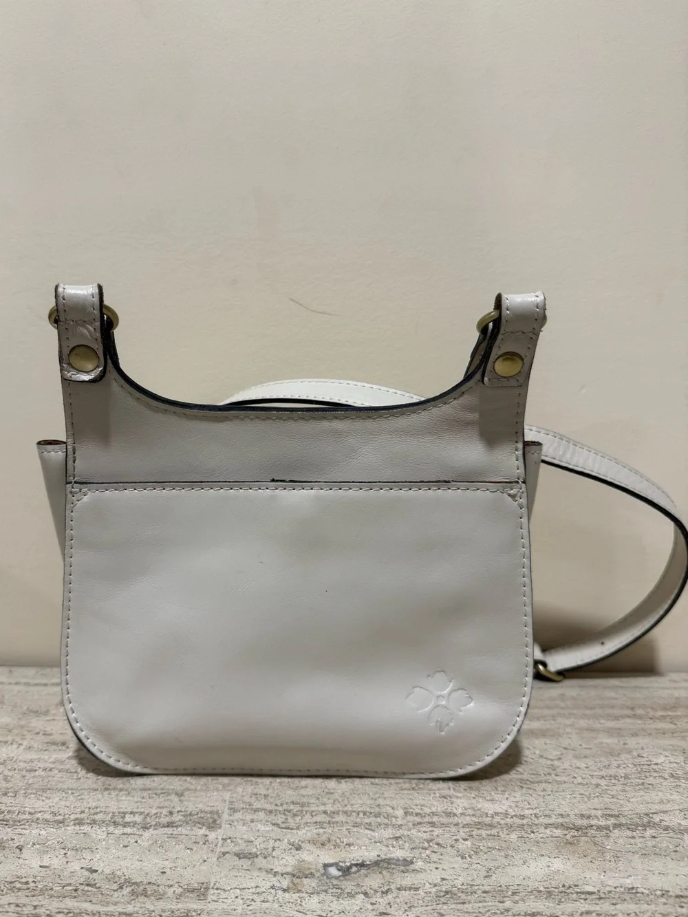 Patricia Nash compact cream